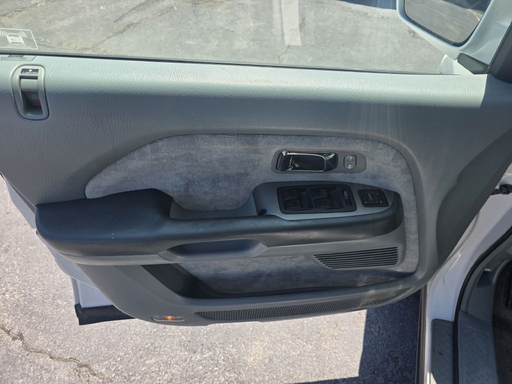 2004 Honda Pilot Image 6