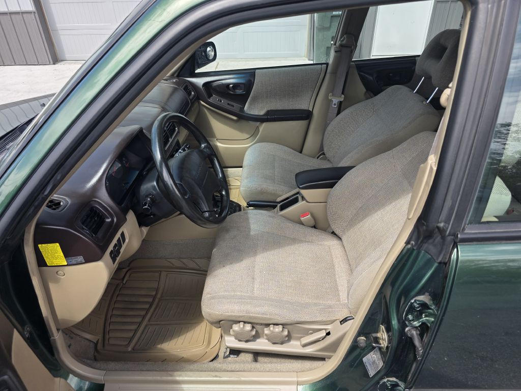 2002 Subaru Forester Image 5