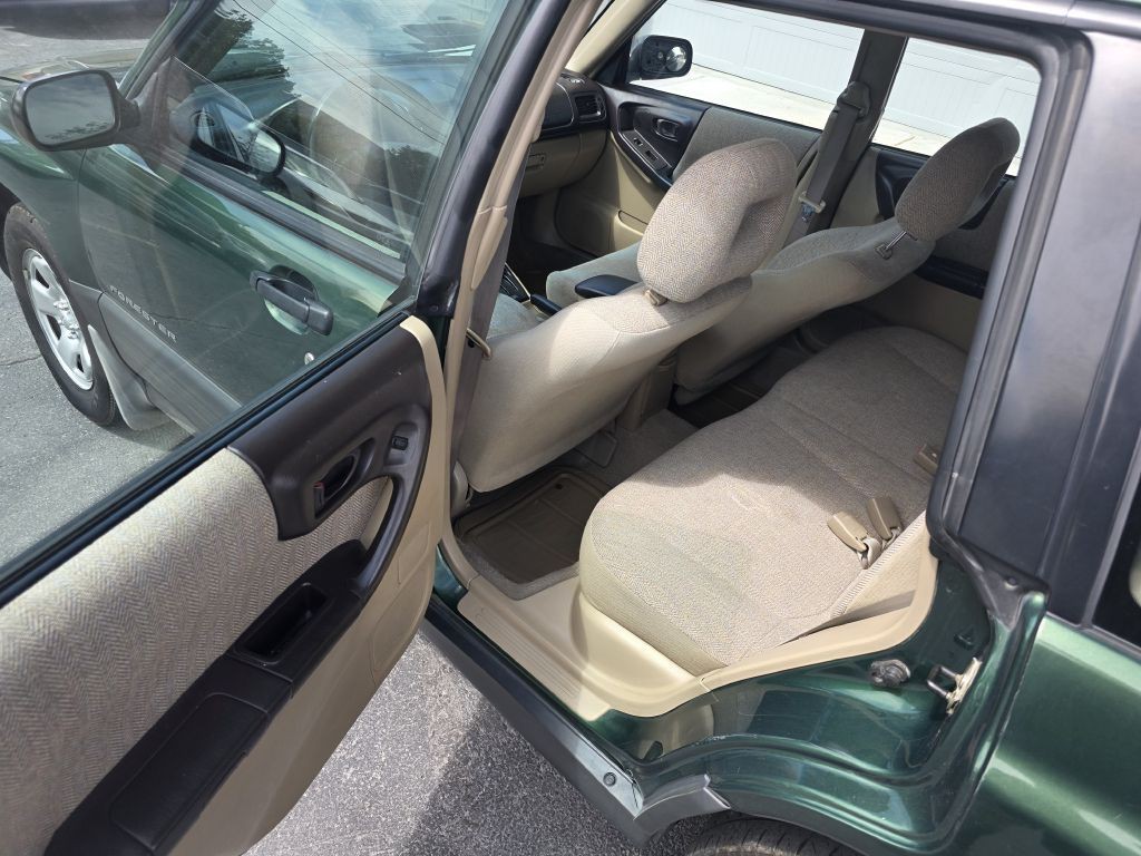 2002 Subaru Forester Image 7