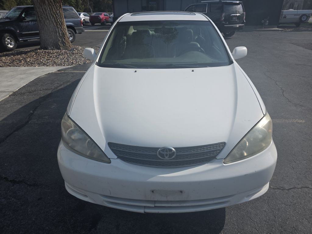 2002 Toyota Camry Image 2