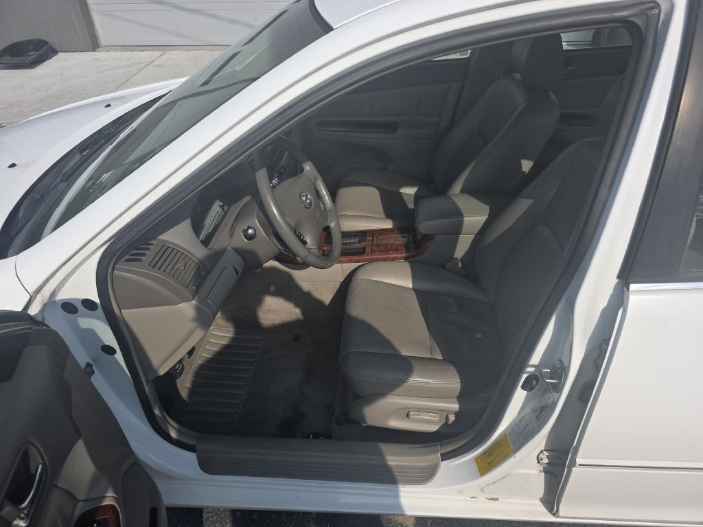 2002 Toyota Camry Image 5