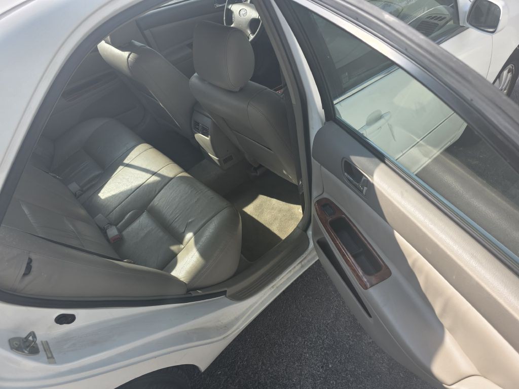 2002 Toyota Camry Image 9