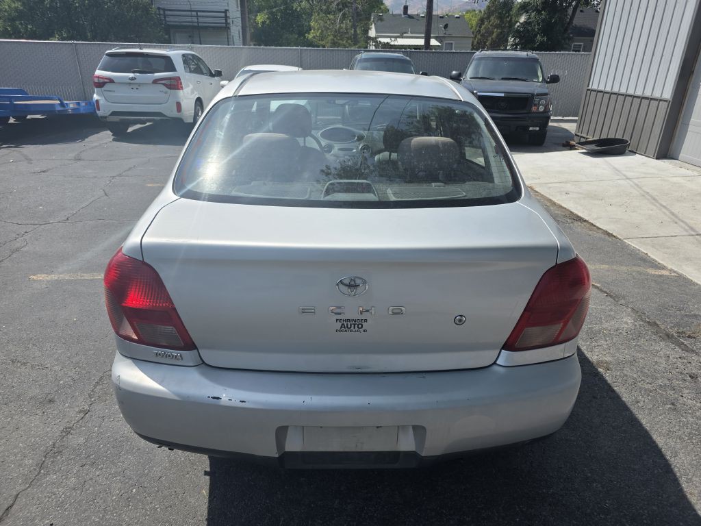 2000 Toyota Echo Image 4