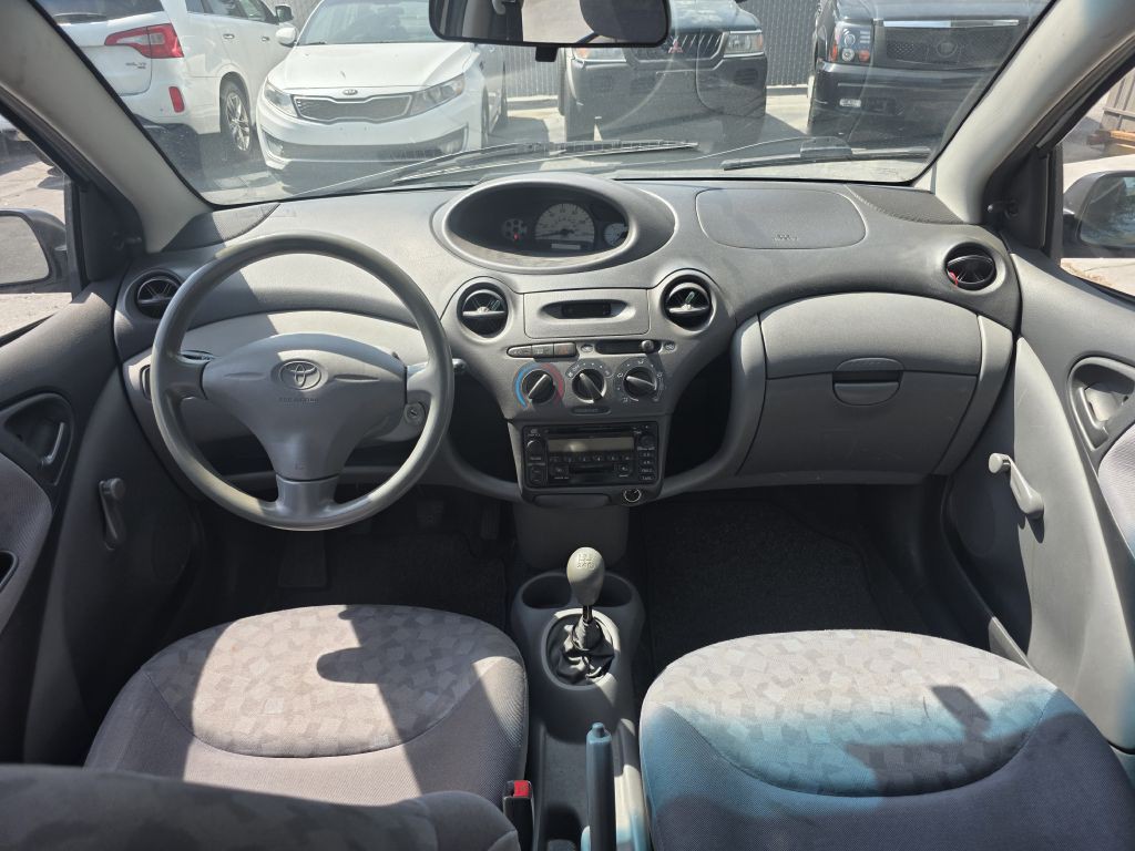 2000 Toyota Echo Image 10