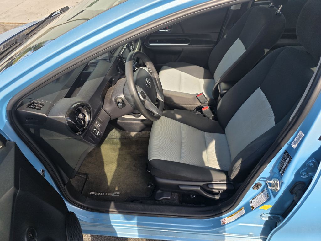 2015 Toyota Prius Image 5