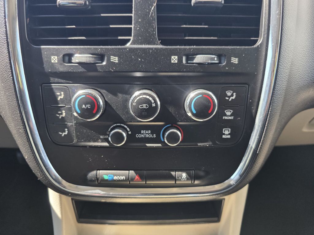 2016 Dodge Grand Caravan Image 14
