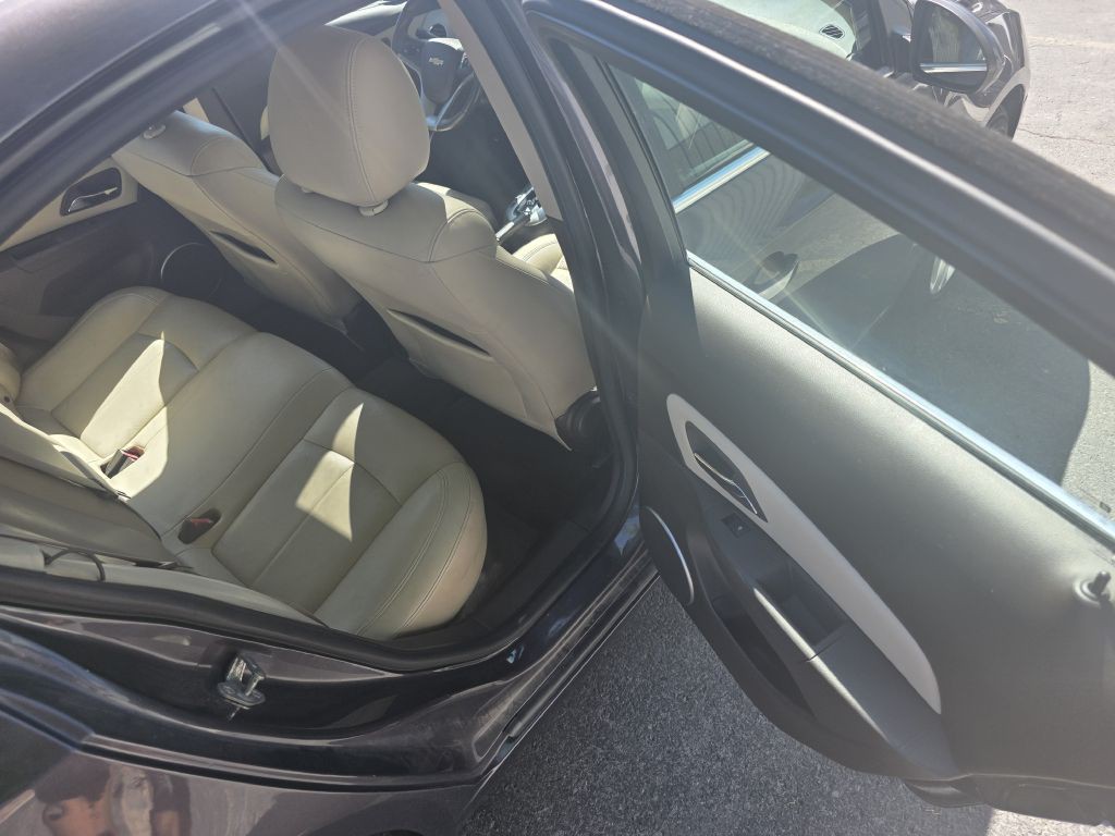 2011 Chevrolet Cruze Image 9