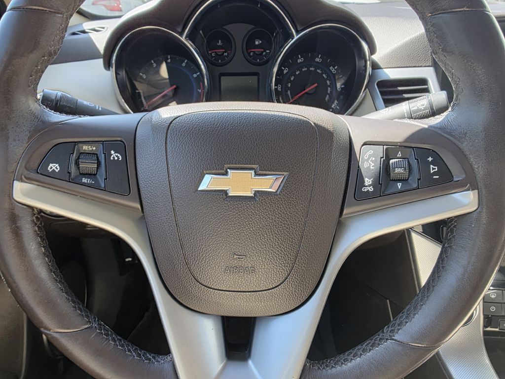 2011 Chevrolet Cruze Image 11