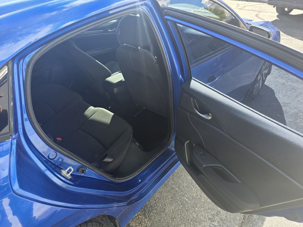 2017 Honda Civic Image 10