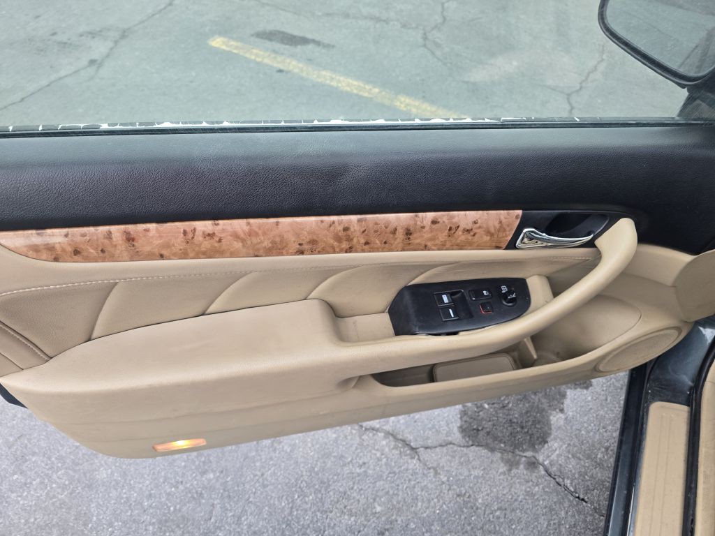 2004 Honda Accord Image 6