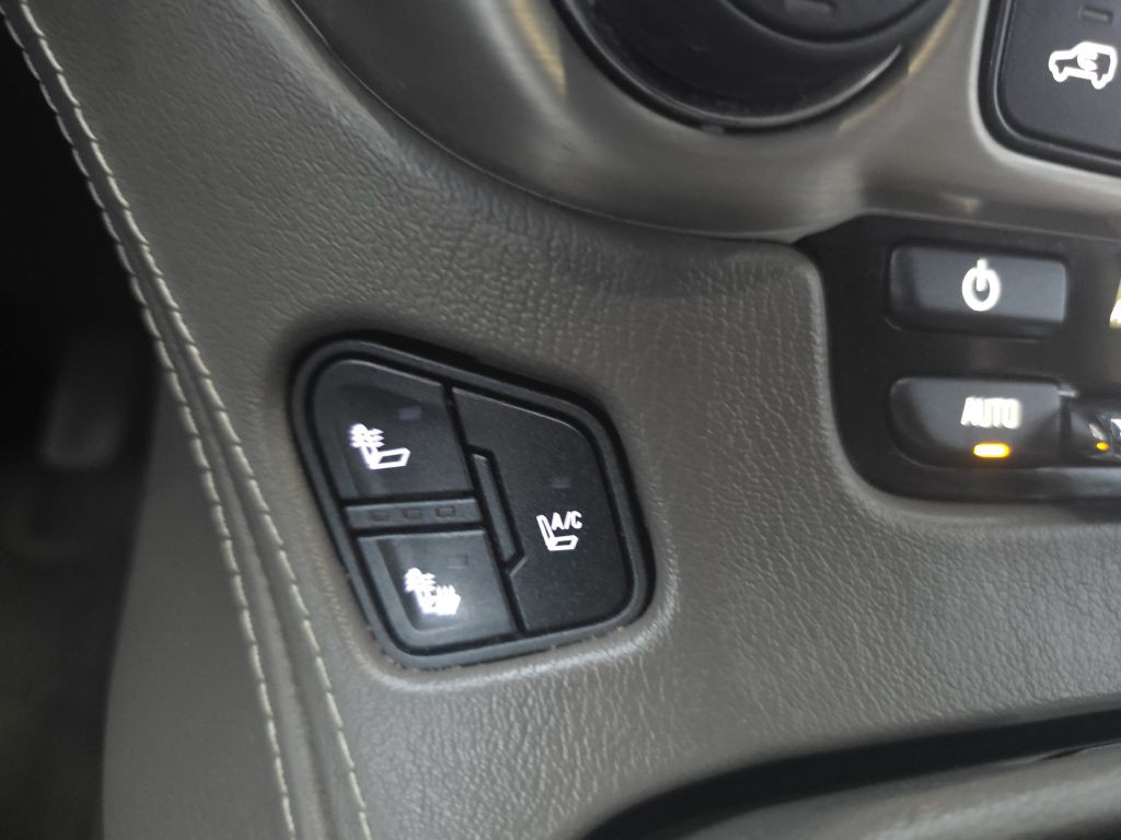 2016 GMC Yukon Image 18