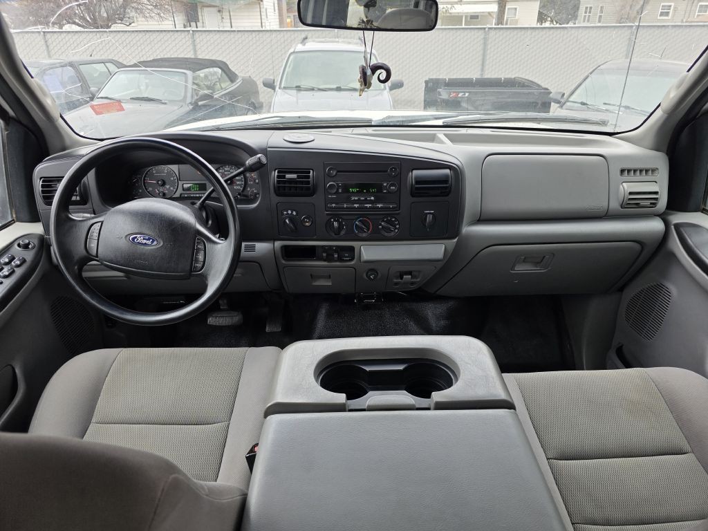 2007 Ford F-350 Image 10