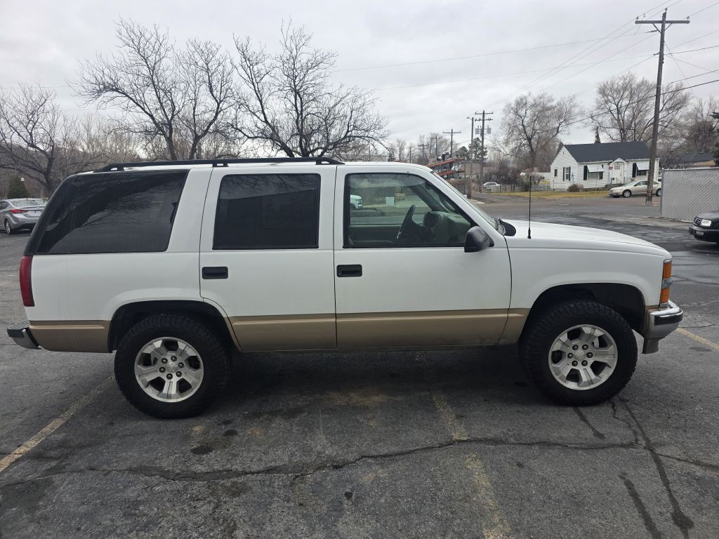 1999 Chevrolet Tahoe Image 3
