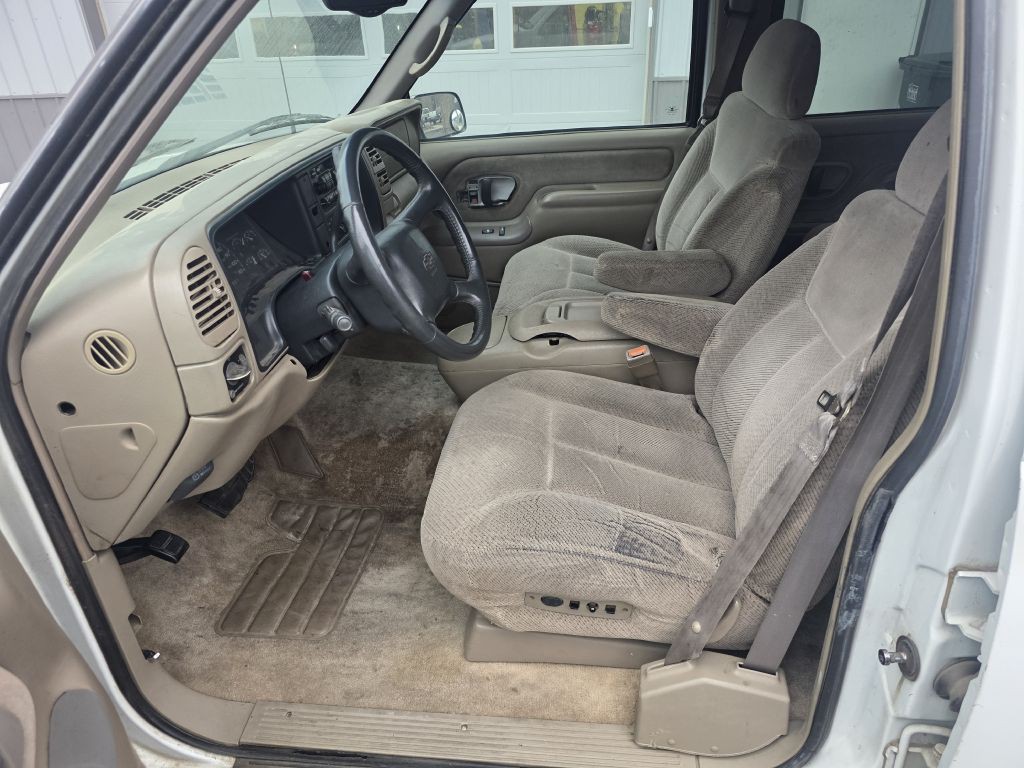 1999 Chevrolet Tahoe Image 5