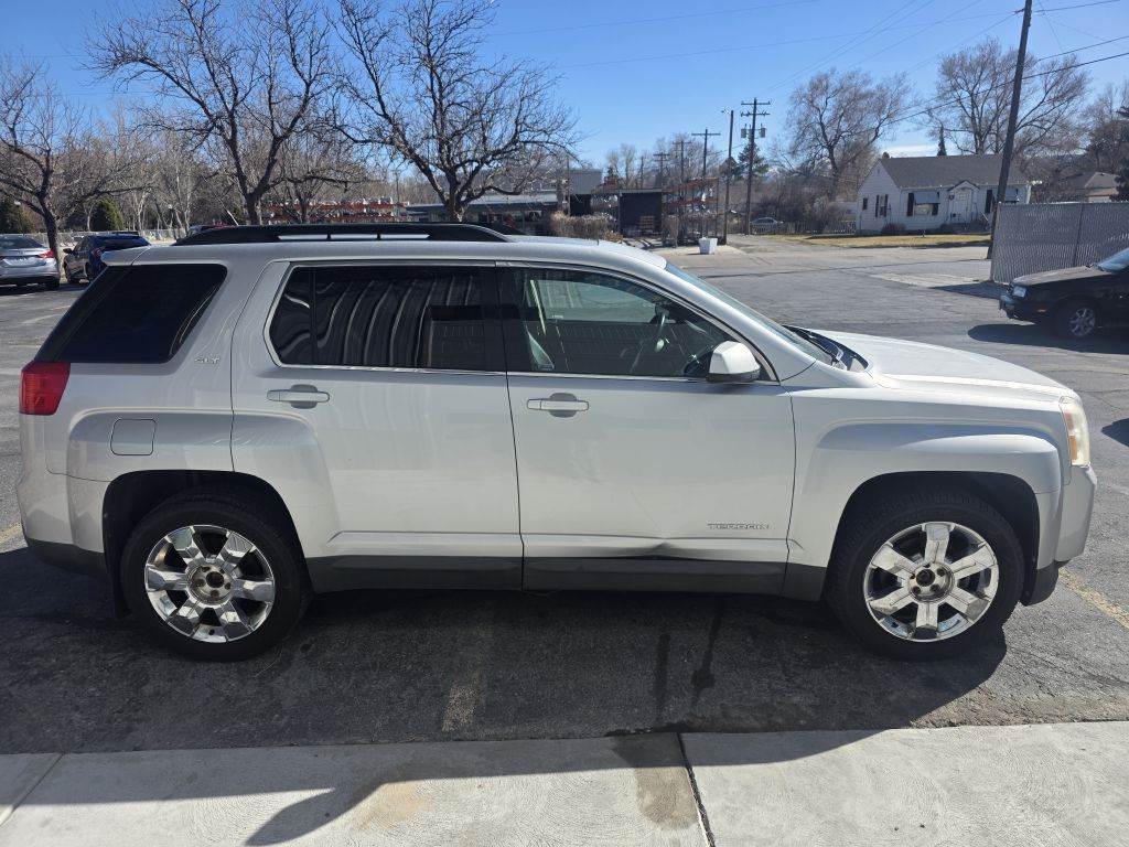 2010 GMC Terrain Image 3