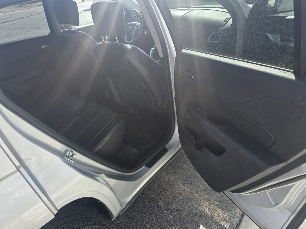 2010 GMC Terrain Image 10