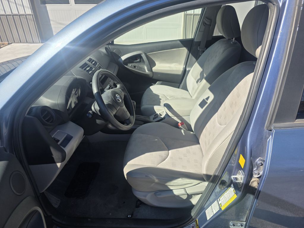 2011 Toyota Rav4 Image 5