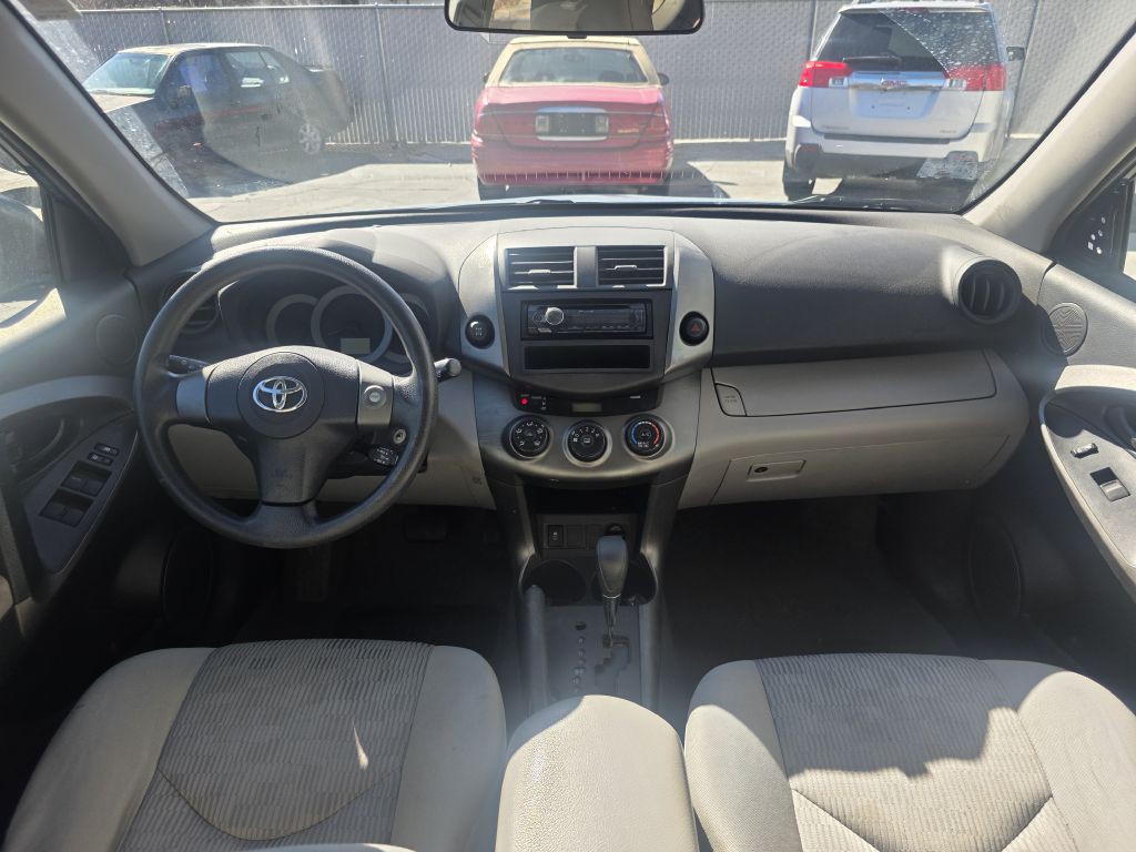 2011 Toyota Rav4 Image 11