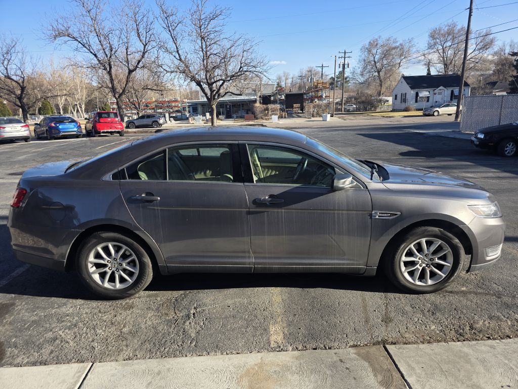 2013 Ford Taurus Image 3