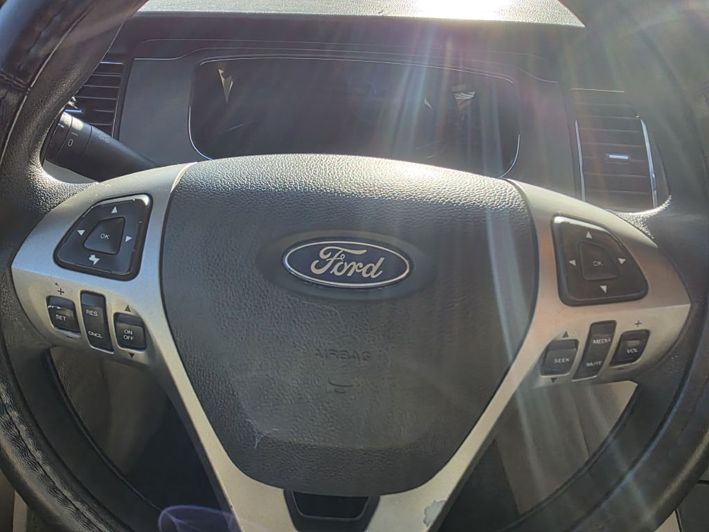 2013 Ford Taurus Image 11
