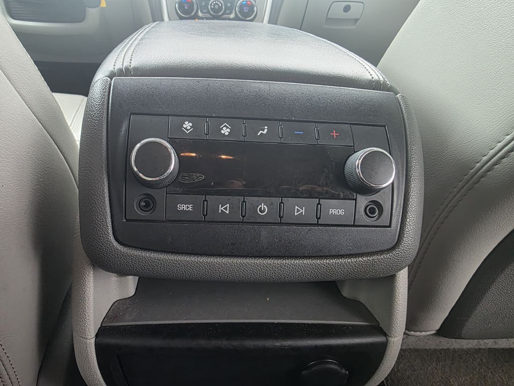 2014 GMC Acadia Image 16