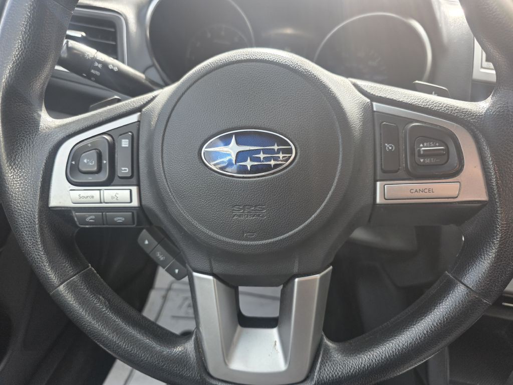 2015 Subaru Legacy Image 11