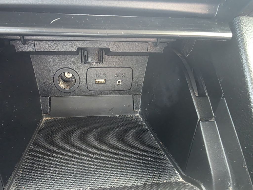 2015 Subaru Legacy Image 13