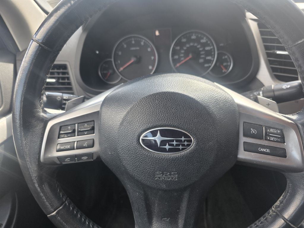 2013 Subaru Legacy Image 11