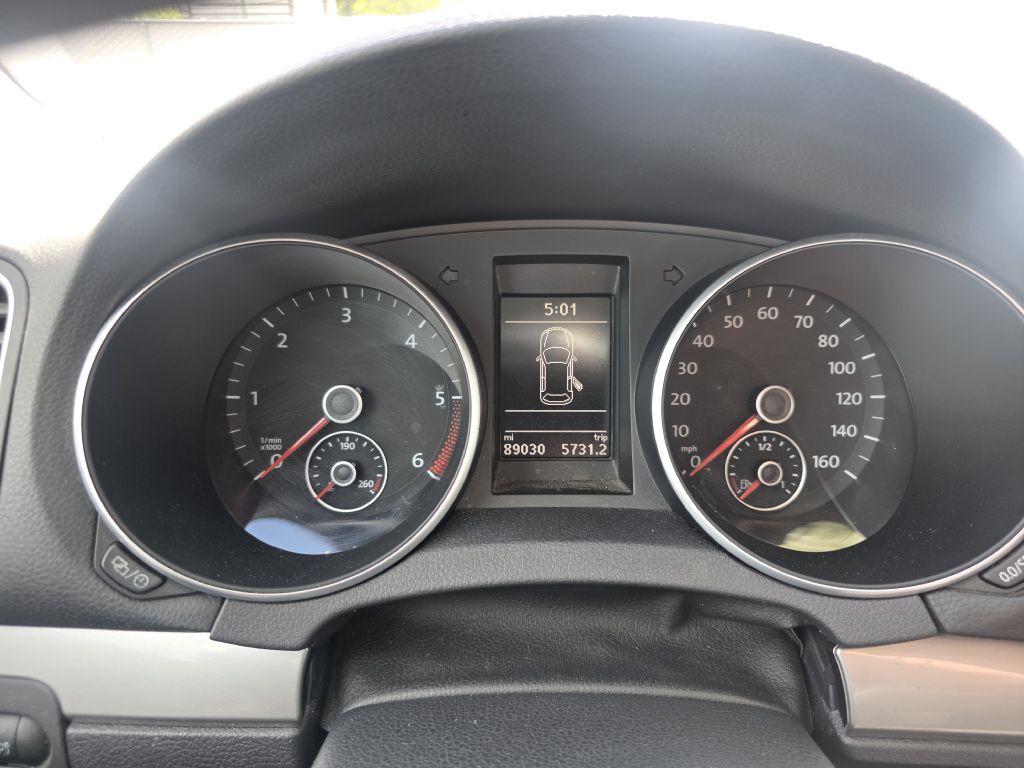 2014 Volkswagen Golf Image 13