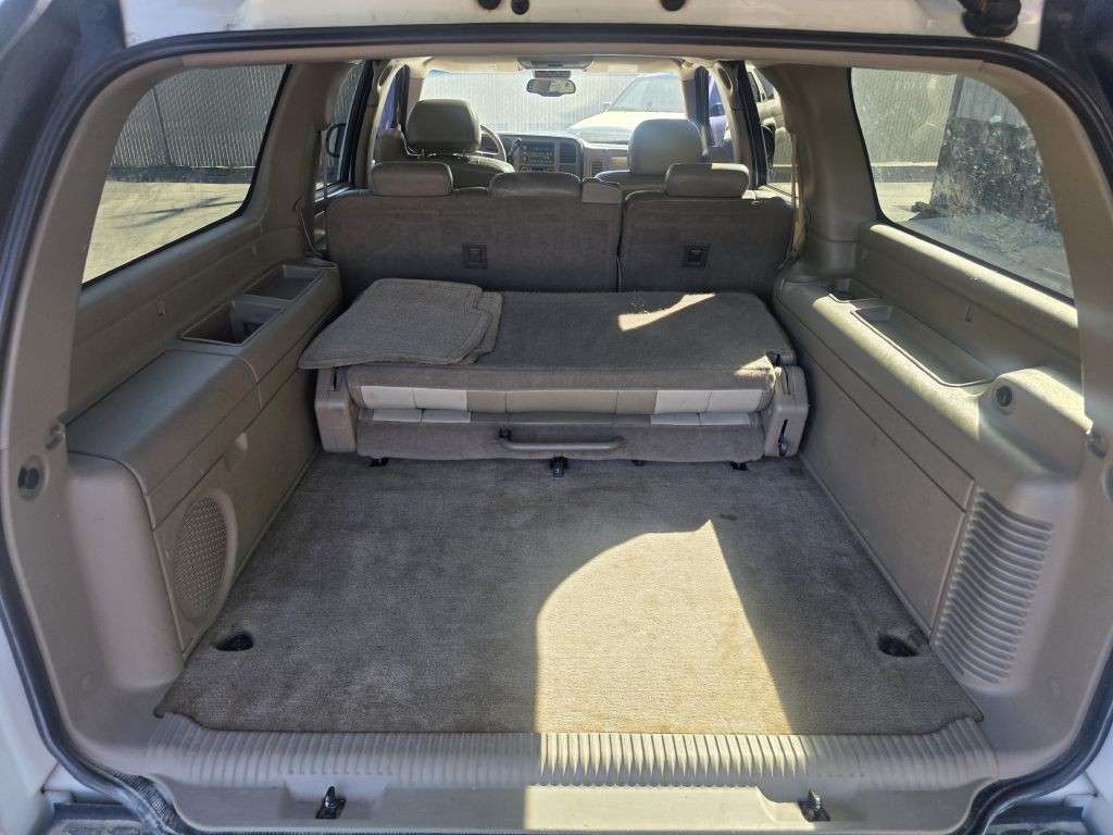 2004 GMC Yukon Image 10