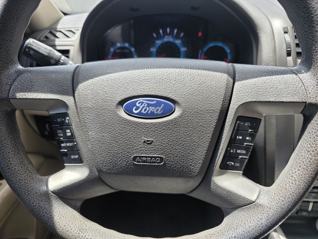 2012 Ford Fusion Image 11