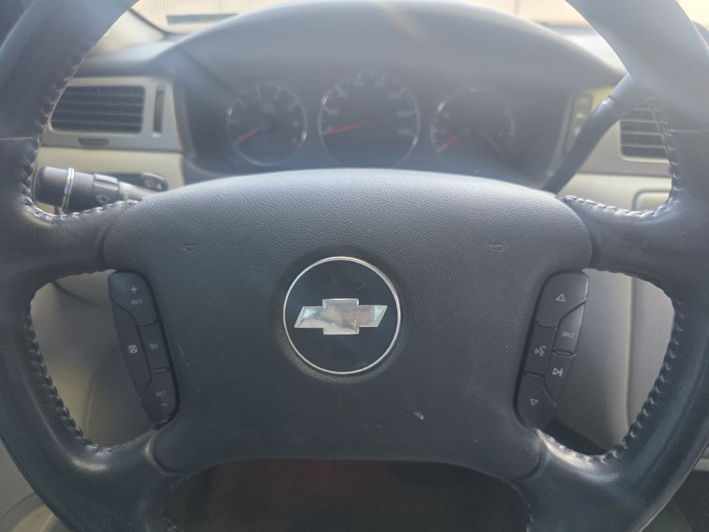2008 Chevrolet Impala Image 11