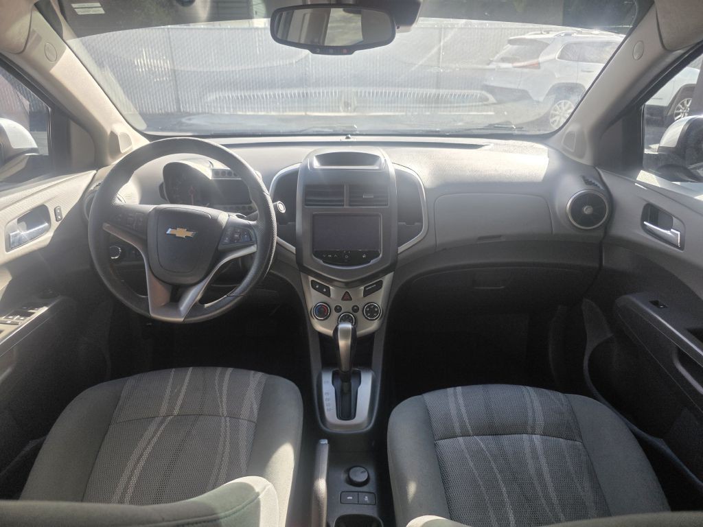 2014 Chevrolet Sonic Image 10