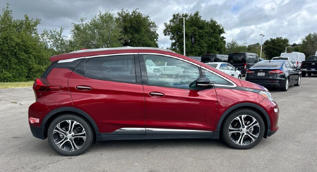 2017 Chevrolet Bolt EV Image 6