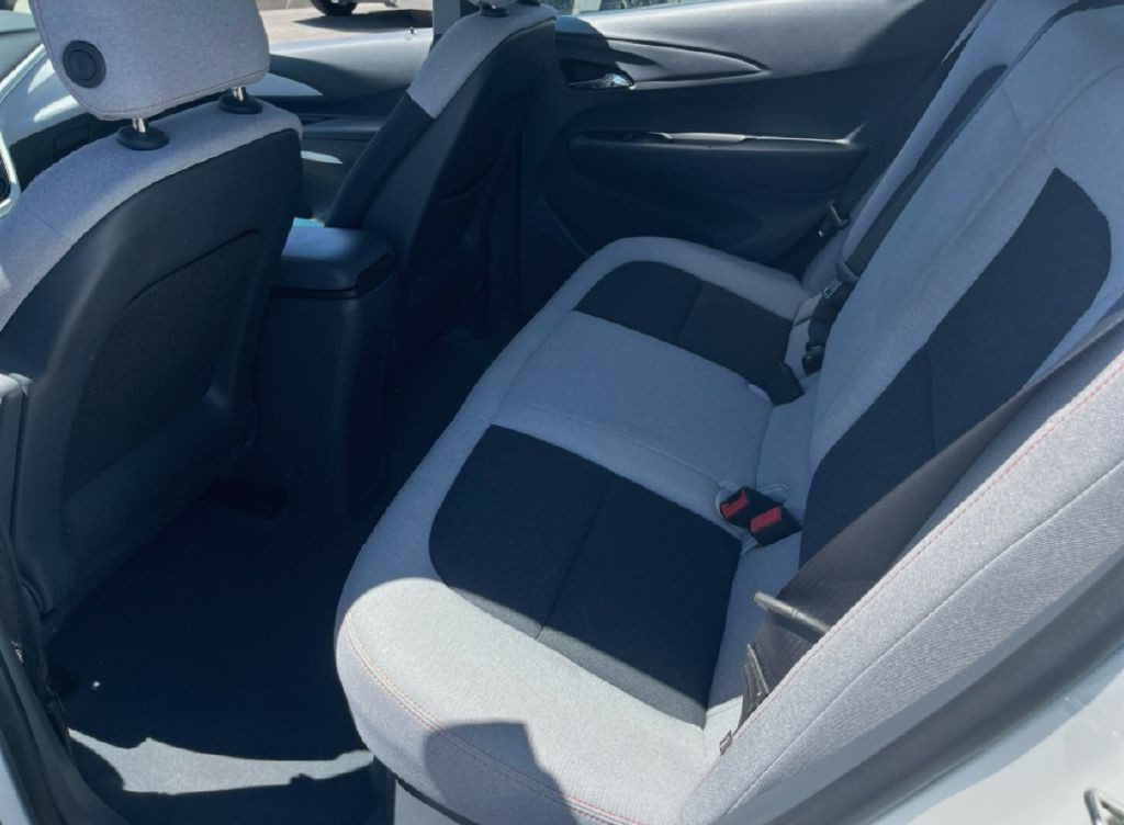 2017 Chevrolet Bolt EV Image 11