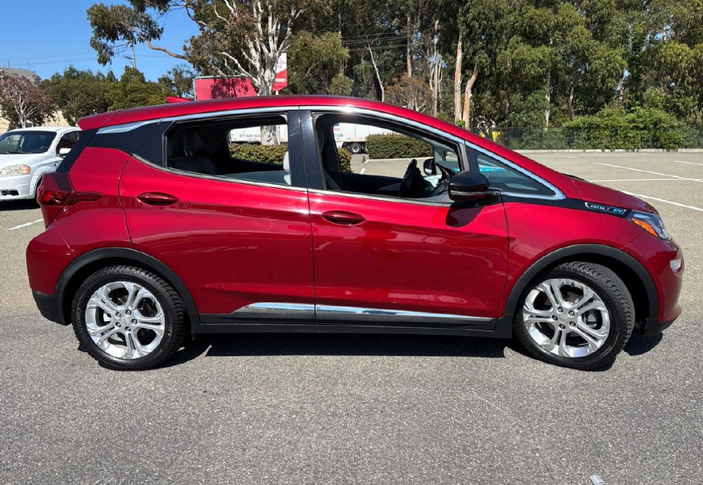 2017 Chevrolet Bolt EV Image 5