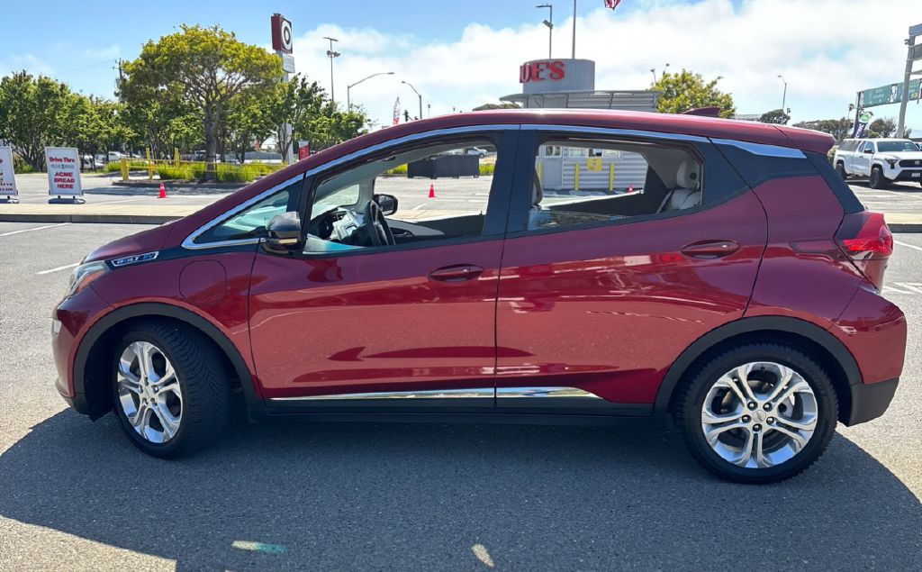 2017 Chevrolet Bolt EV Image 9