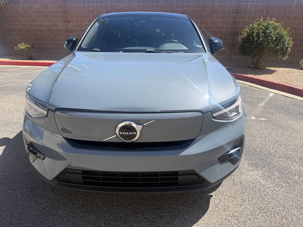 2022 Volvo C40 RECHARGE Image 3