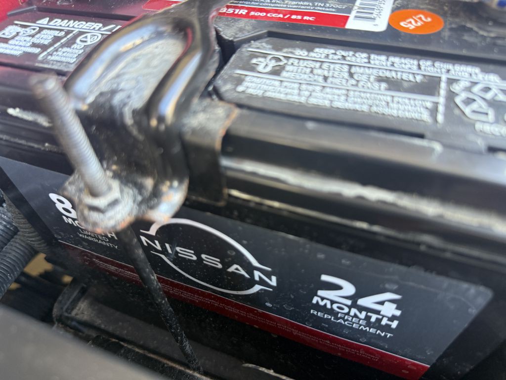 2017 Nissan Leaf Image 16