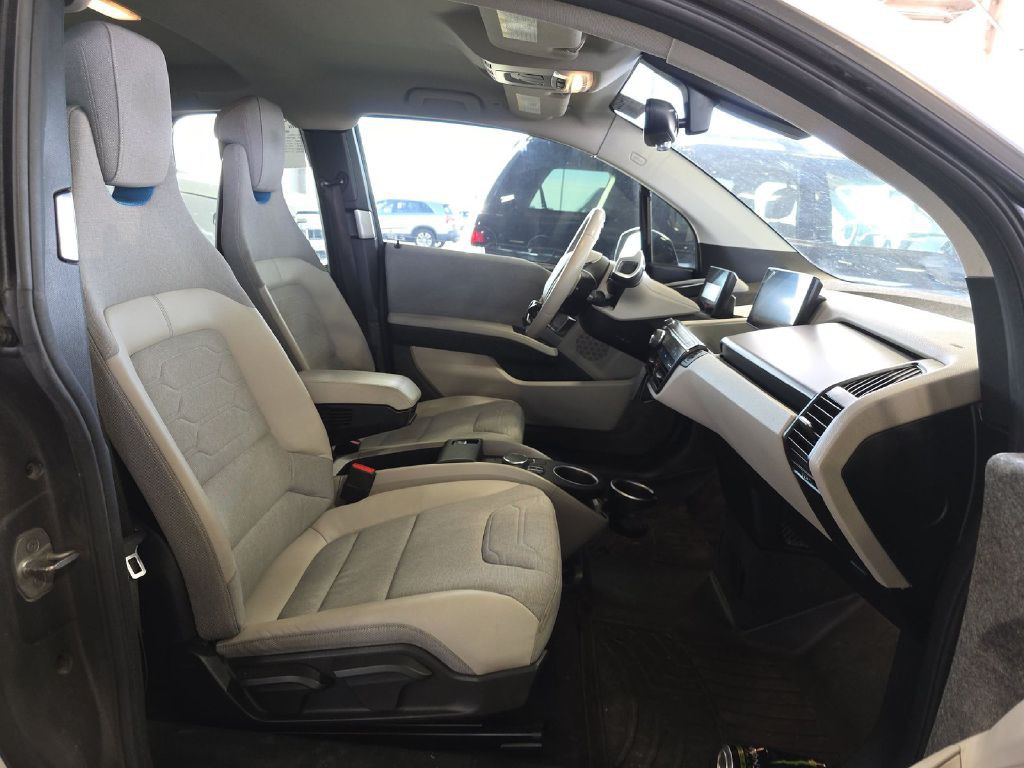 2017 BMW i3 Image 15
