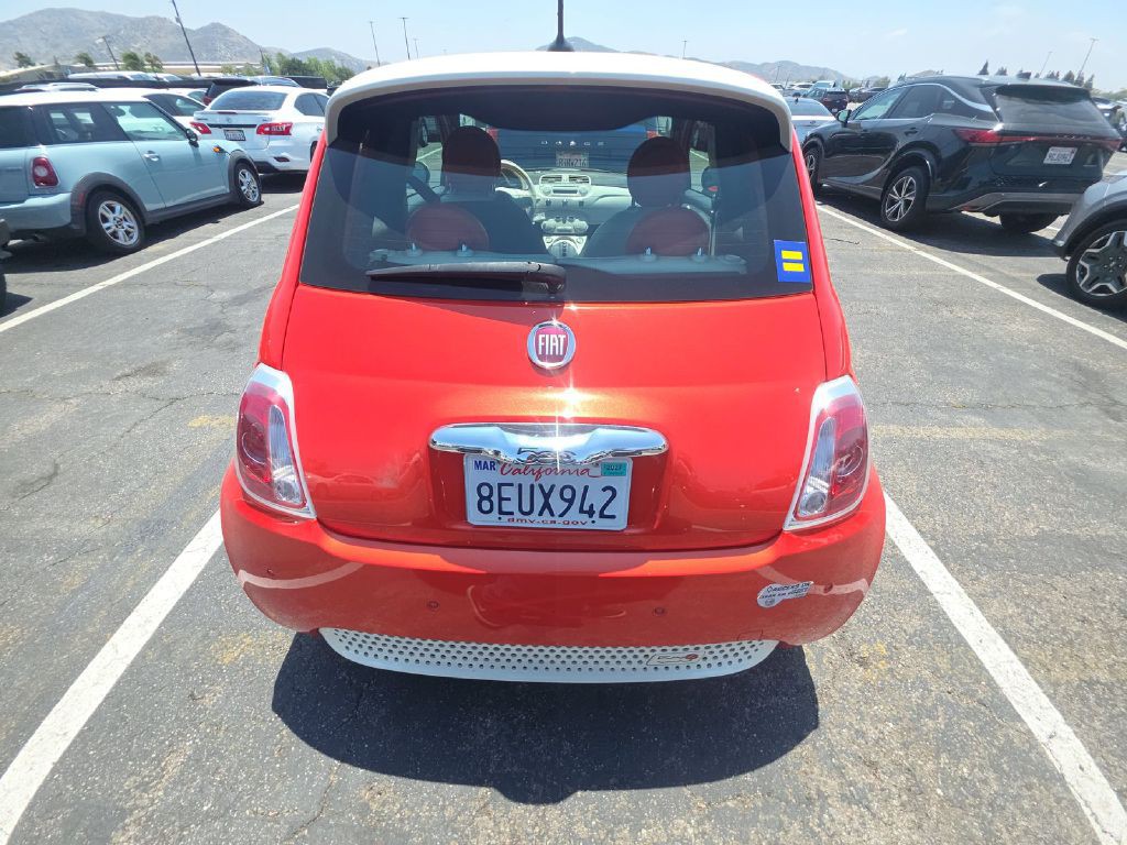 2015 FIAT 500 Image 5