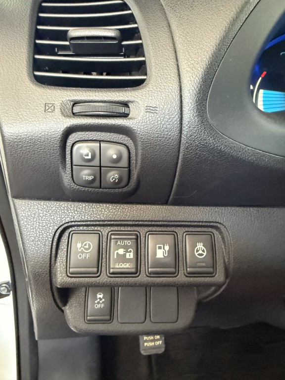 2013 Nissan Leaf Image 15