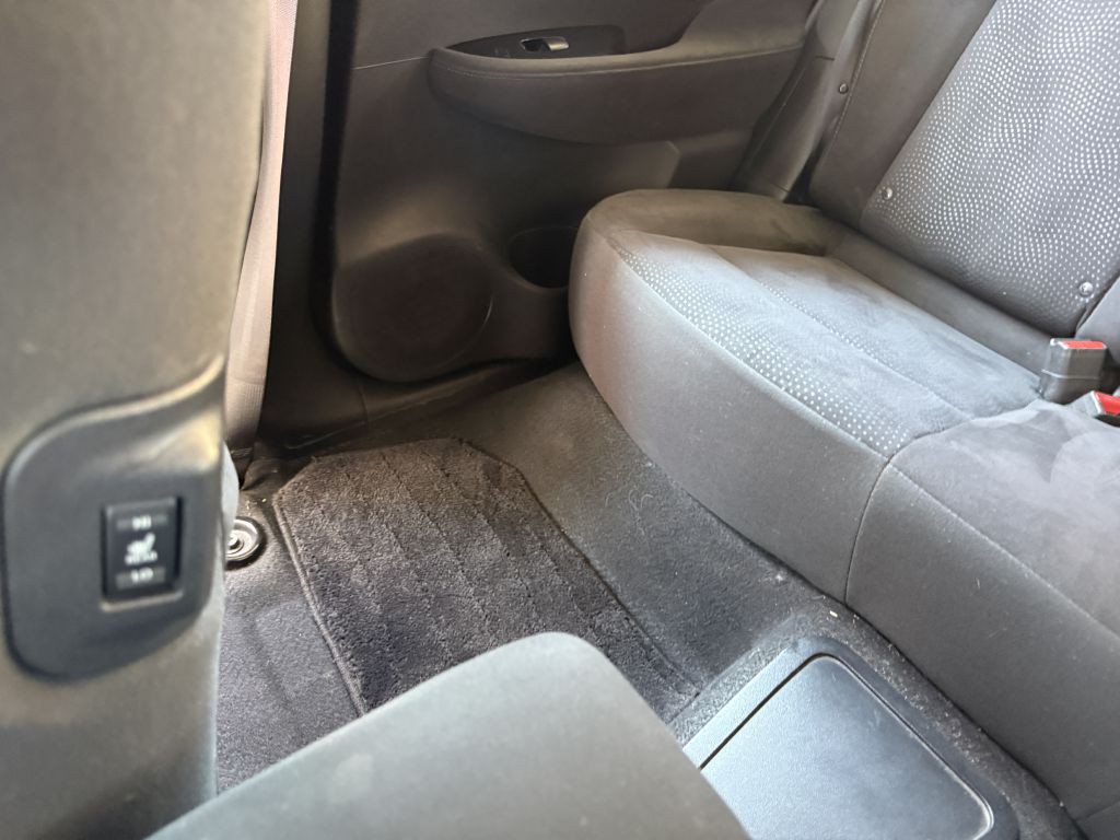2013 Nissan Leaf Image 22