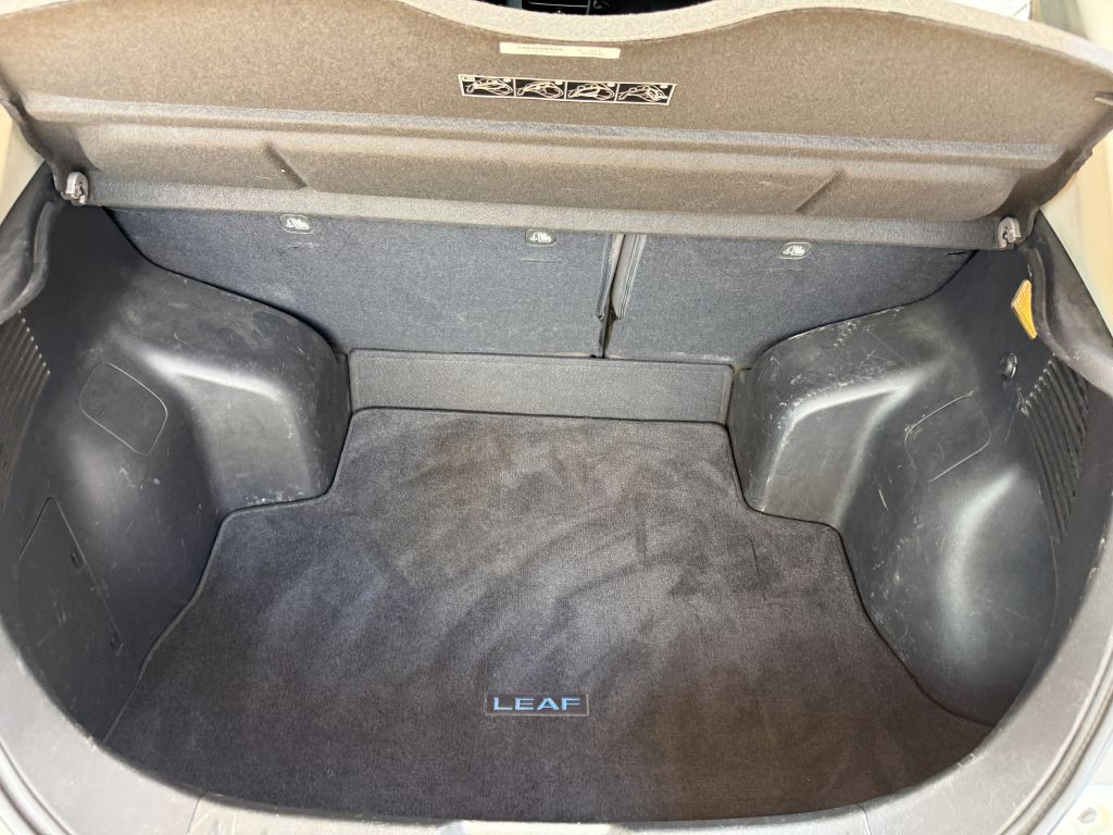 2013 Nissan Leaf Image 27