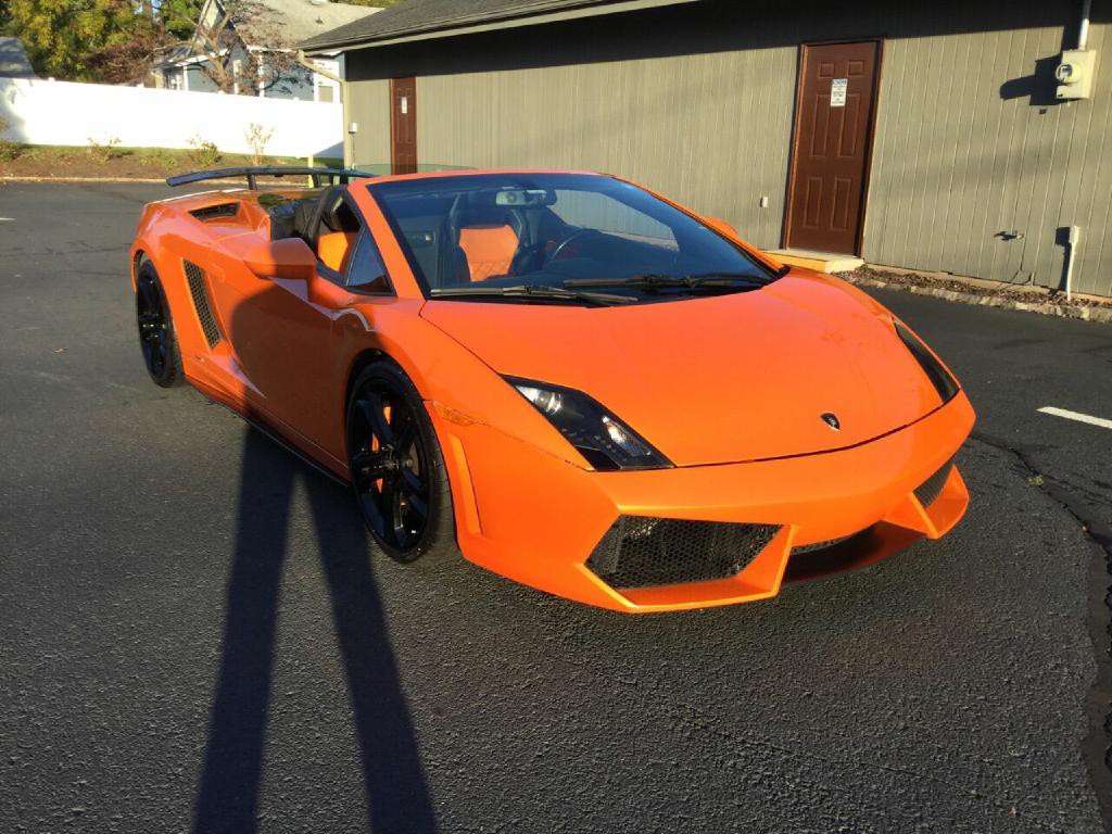 2011 Lamborghini Gallardo Image 2