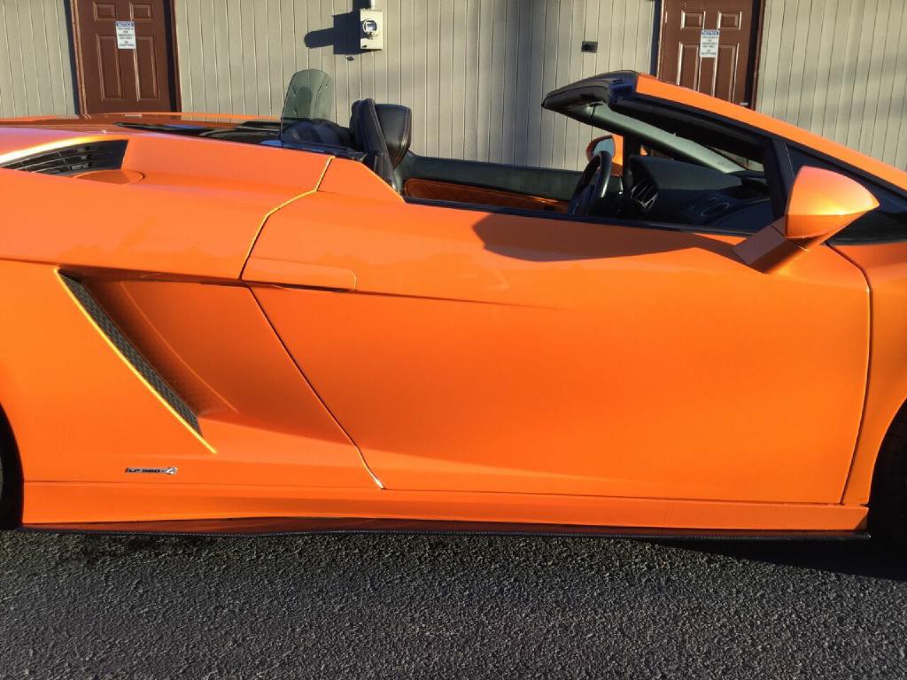 2011 Lamborghini Gallardo Image 18