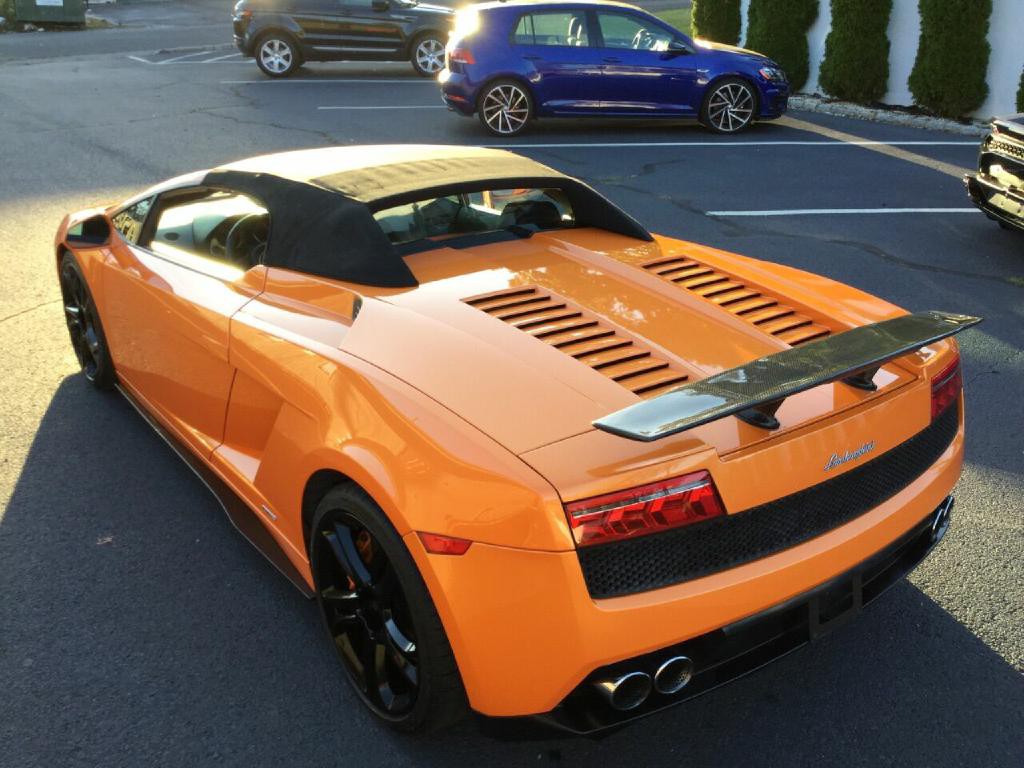 2011 Lamborghini Gallardo Image 35