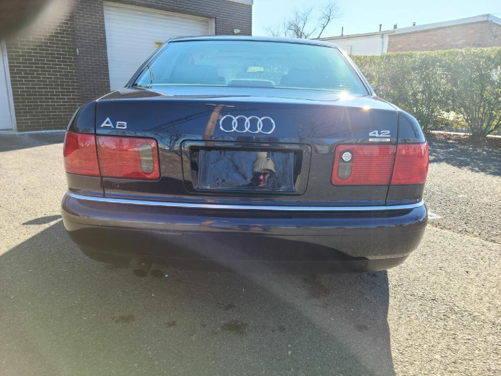 2000 Audi A8 Image 16