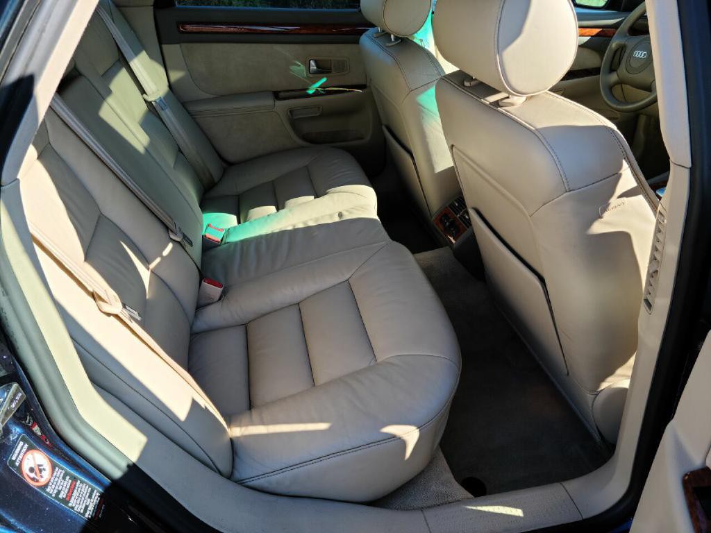 2000 Audi A8 Image 27