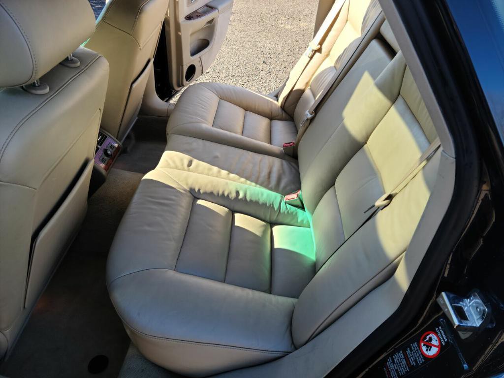 2000 Audi A8 Image 30